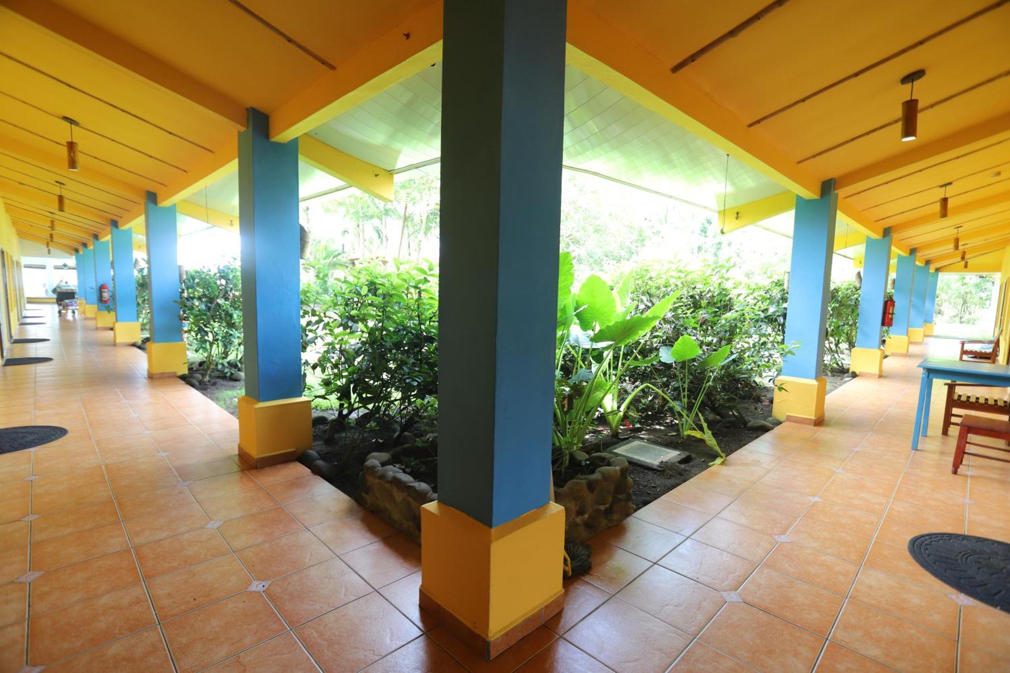 Las Lajas Beach Resort ภายนอก รูปภาพ