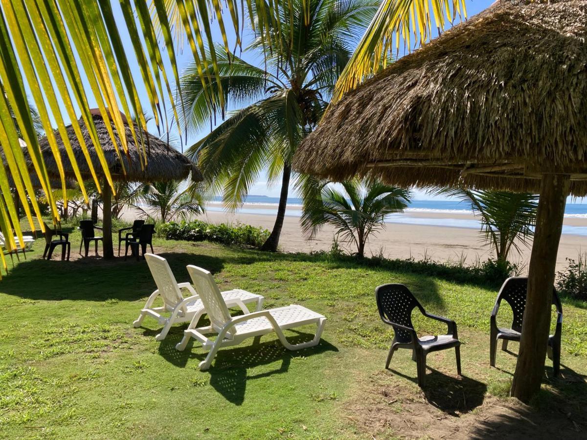 Las Lajas Beach Resort ภายนอก รูปภาพ